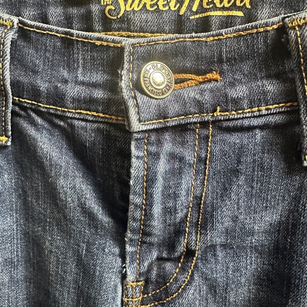 Old Navy Women's Sweetheart Jeans 4 - Picture 2 of 4
